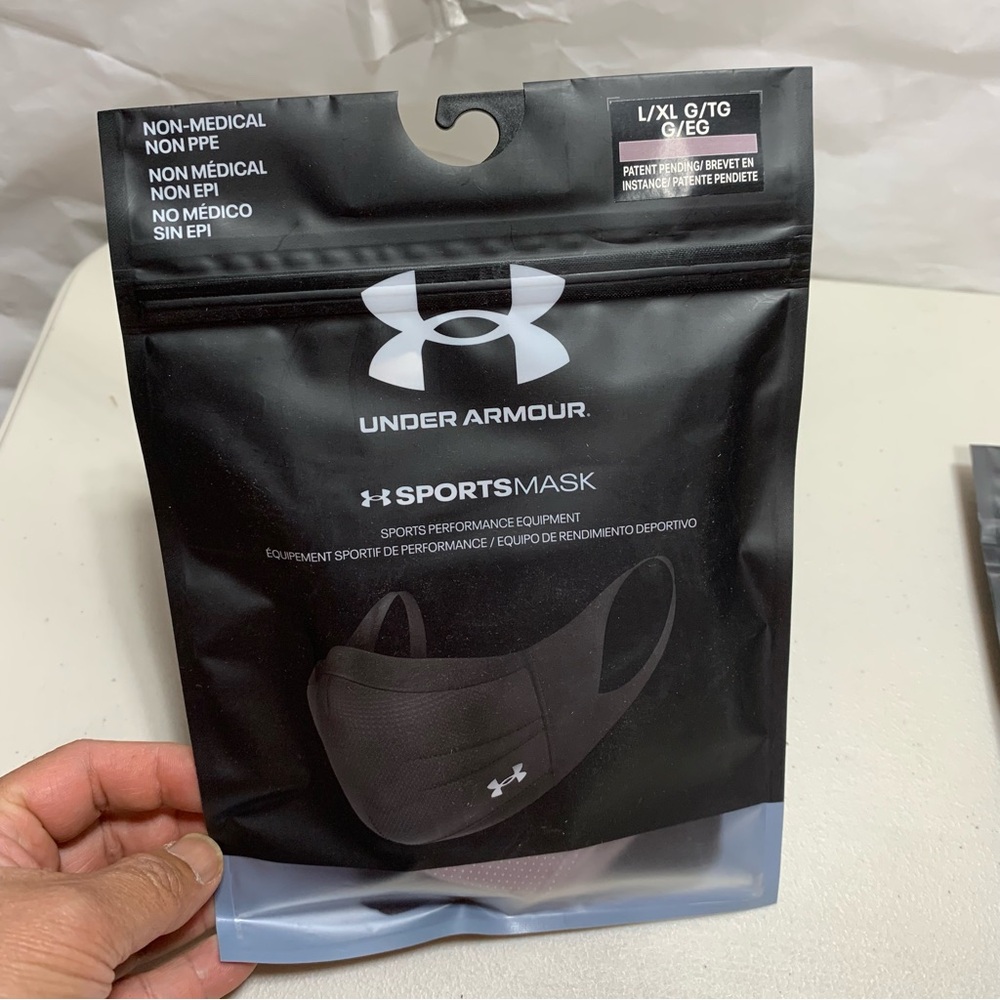 Under Armour Sports Mask +iso chill BNIP